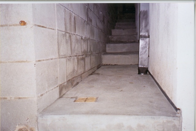 Hill side steps water runoff controlled by surface drain